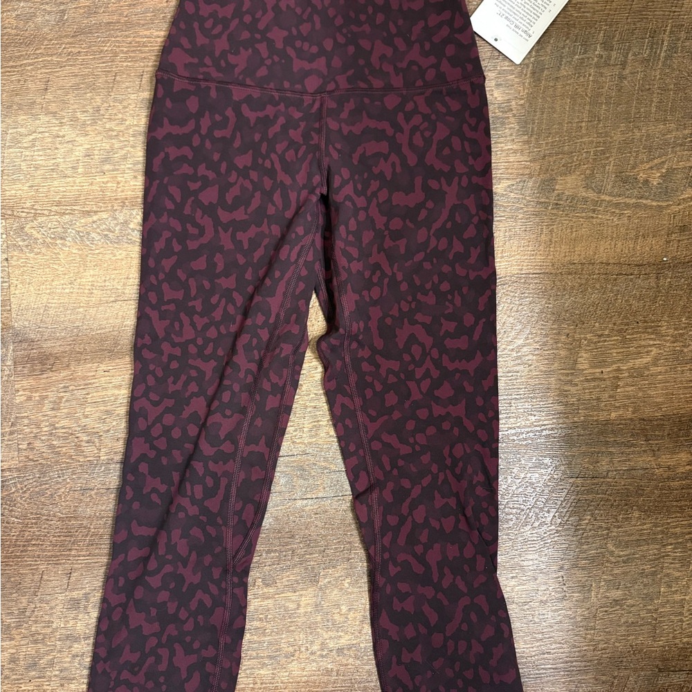 Lululemon Align HR Crop 21” NWT Size 4